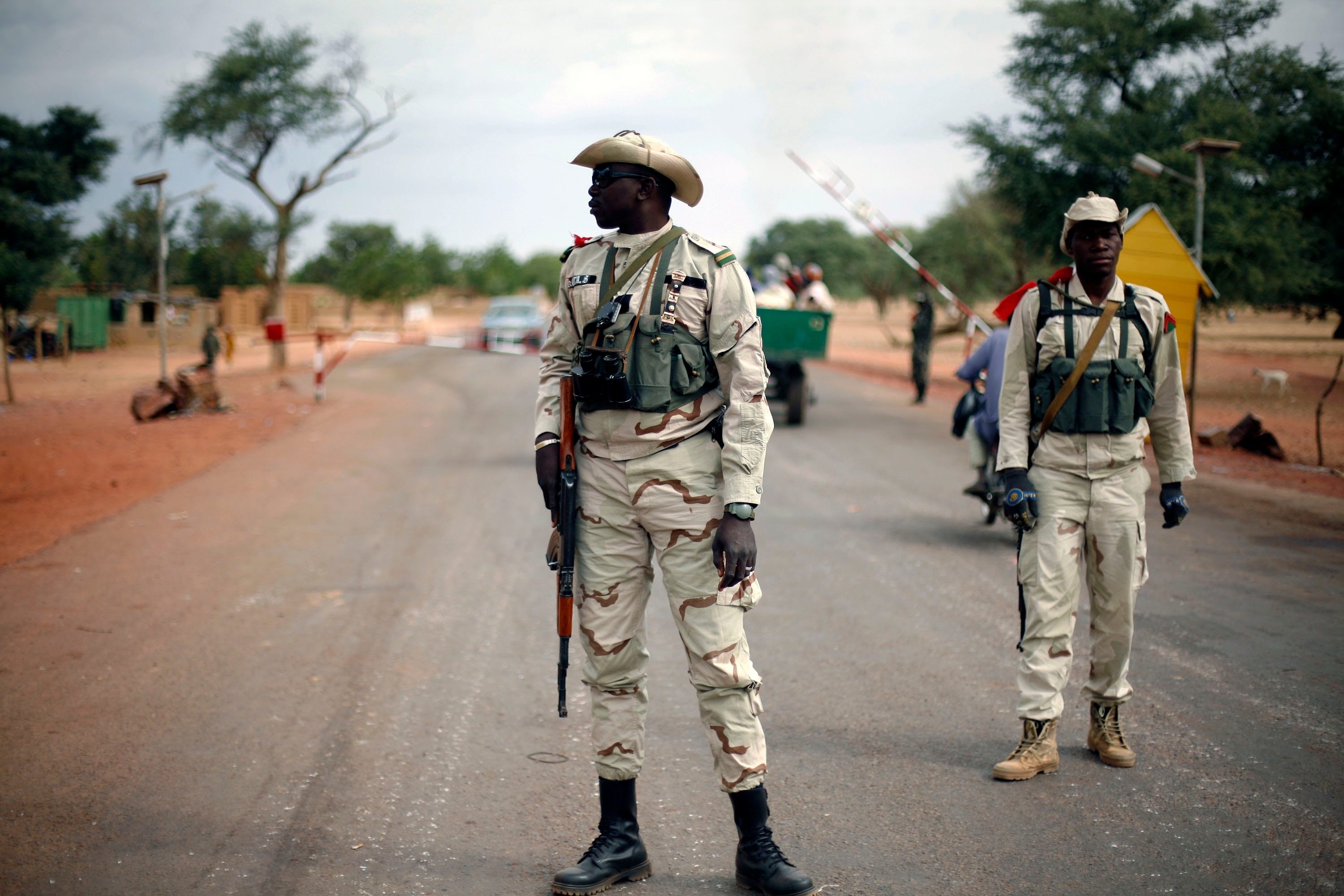 Mali Fighting2 jan28.JPG